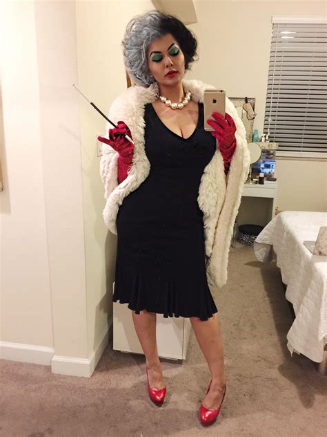 cruella deville costume